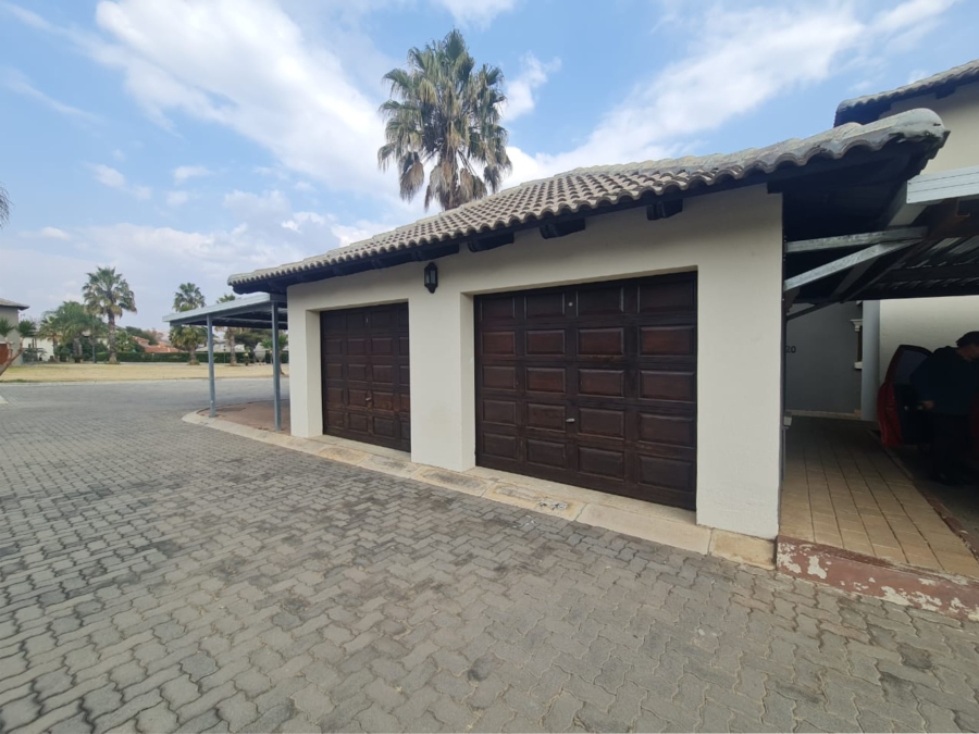 2 Bedroom Property for Sale in Melodie North West